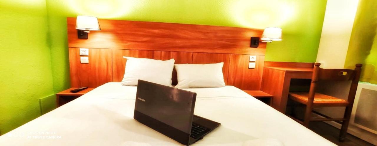 Glisy Hotel Екстер'єр фото