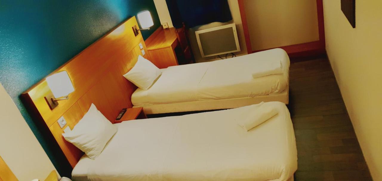 Glisy Hotel Екстер'єр фото